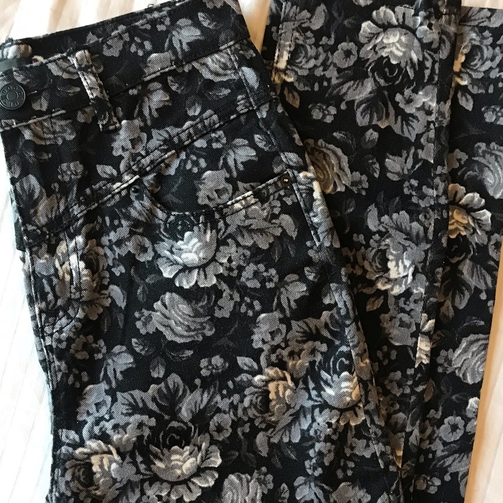 UO BDG high waist floral skinny jeans